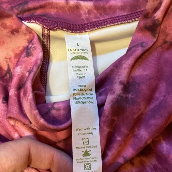 Earth Yoga NWOT Women’s Leggings - Picture 2 of 7